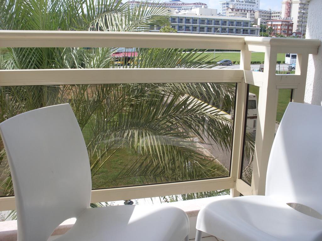 Villa Adora Beach Side Eksteriør billede