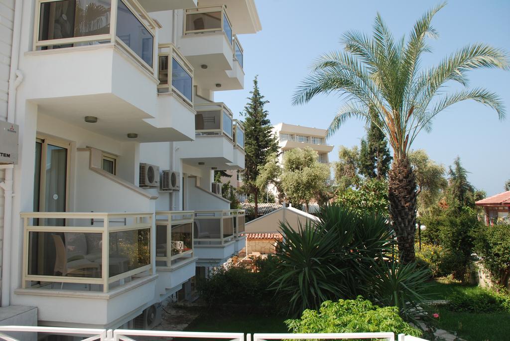 Villa Adora Beach Side Eksteriør billede