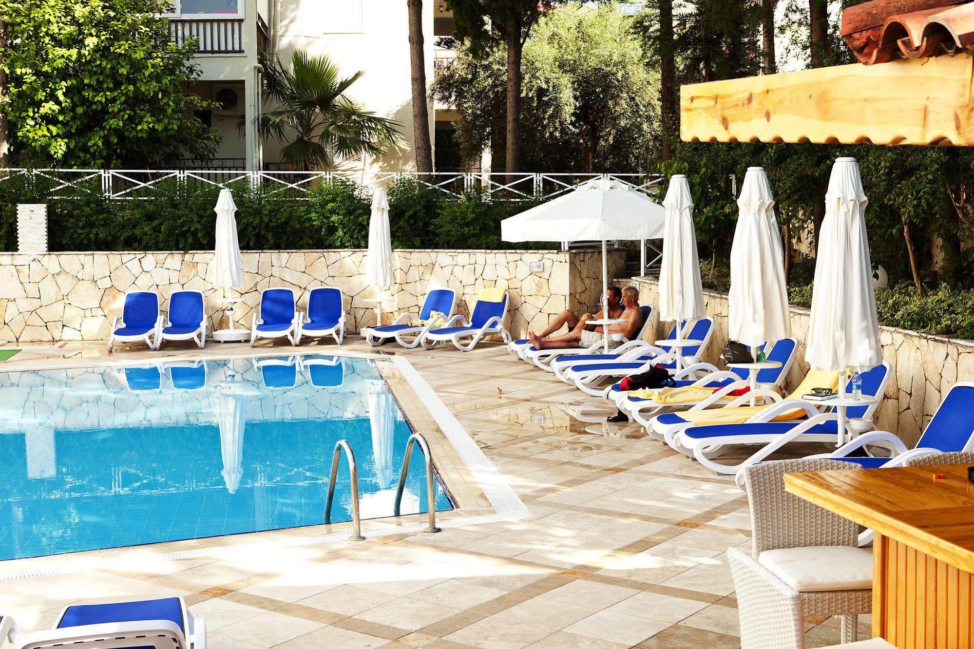 Villa Adora Beach Side Eksteriør billede